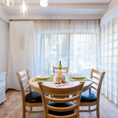 Apartment Bright Near The